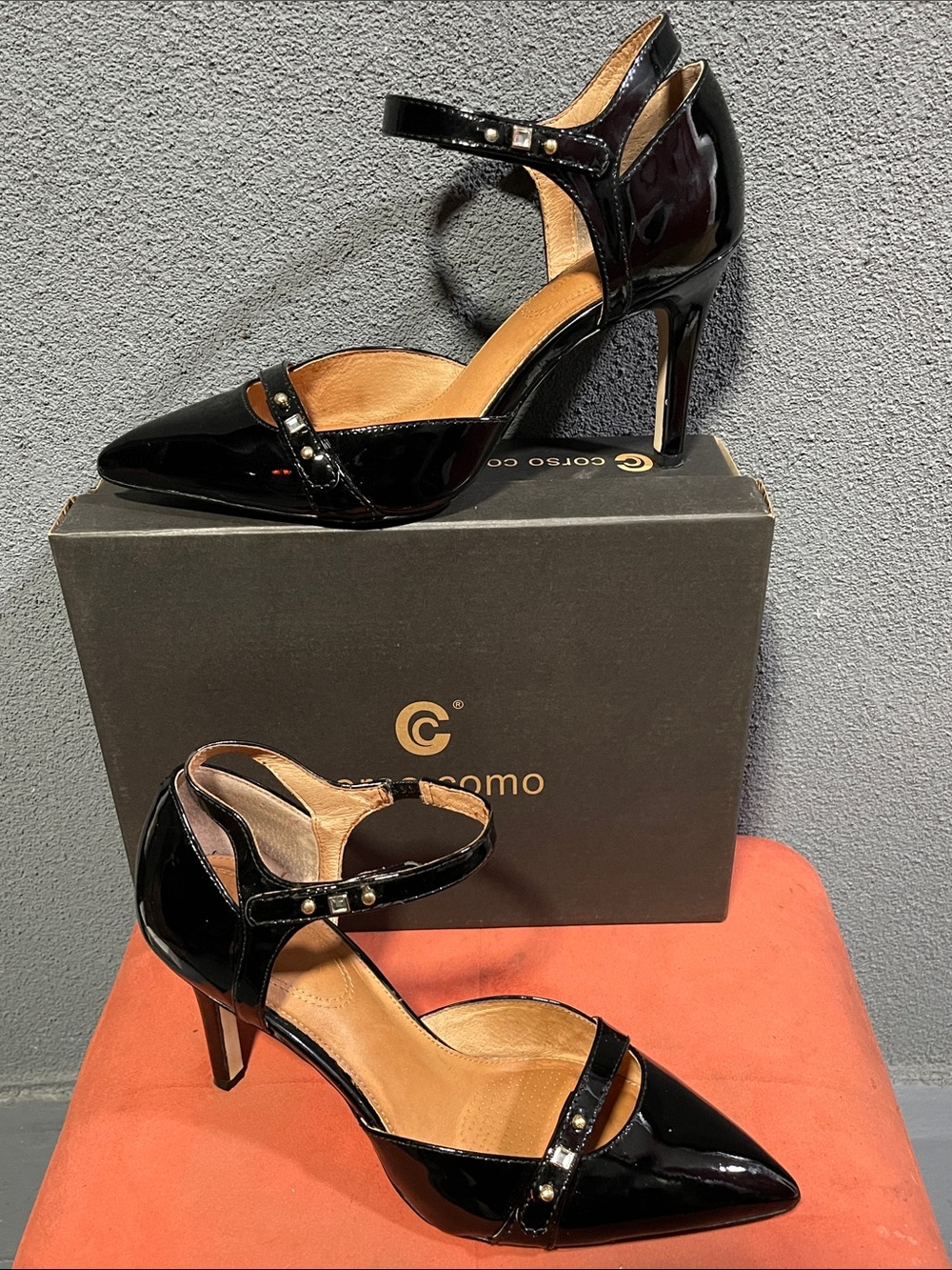 Corso Como Black Patent Pointed-Toe Ankle-Strap Heels with Stud Accents SZ 10